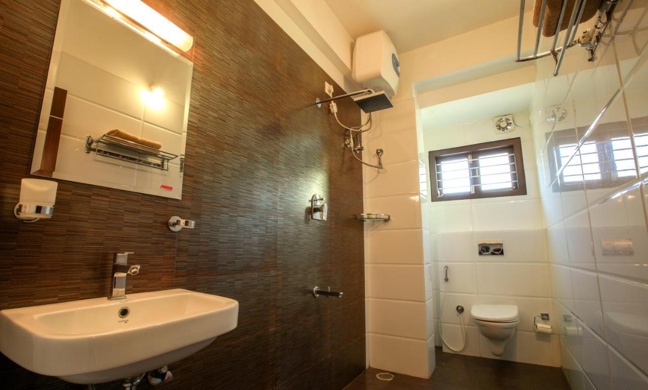 بنغالور Falcon Suites Yelahanka New Town المظهر الخارجي الصورة